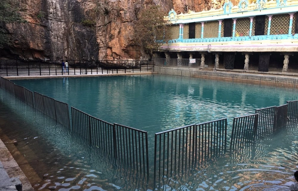 Hotel Isha Residency
